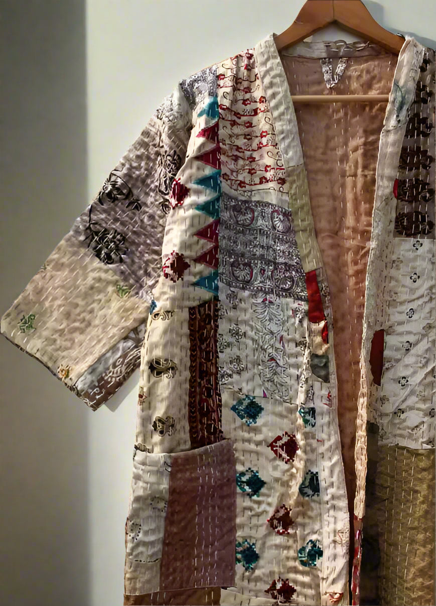 Kantha Robe Vintage Silk Patchwork Beige Kantha Kimono