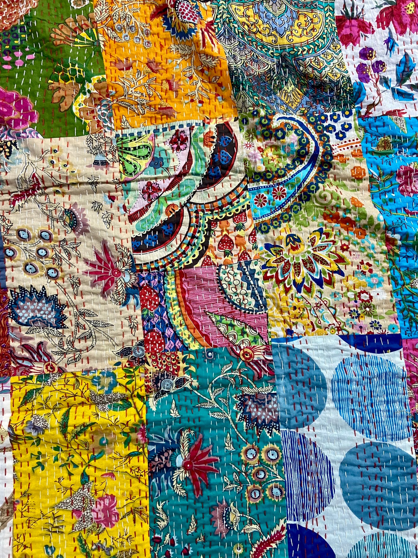 Handmade Patchwork Cotton Queen Kantha Bedspread