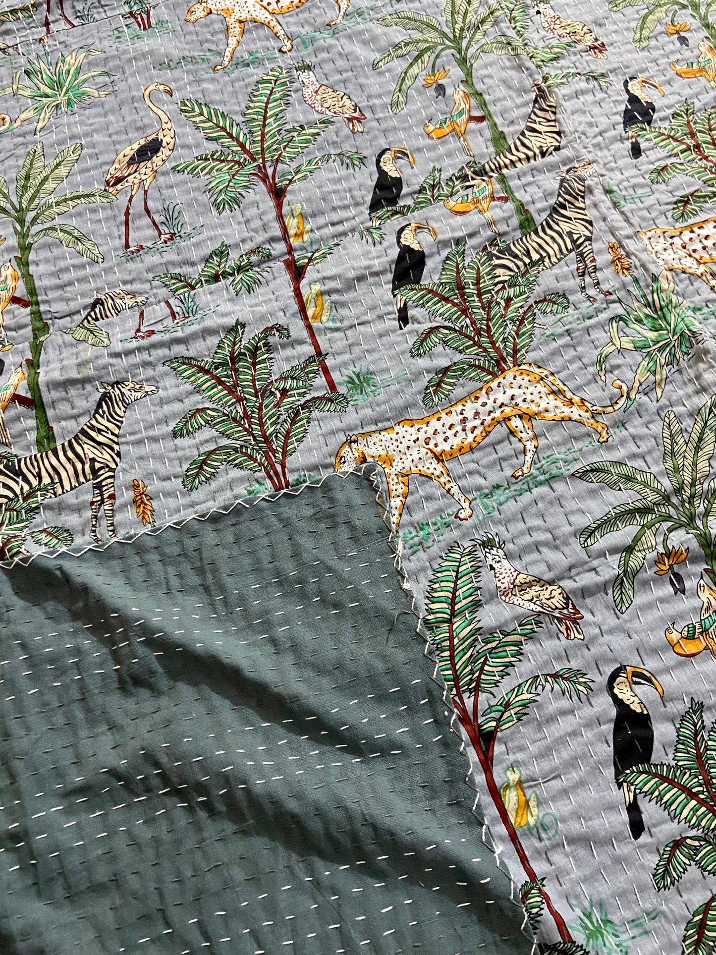 Animal Kantha Quilt Gray Jungle