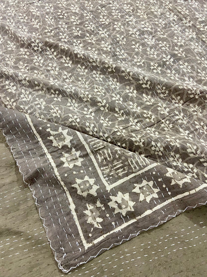 Hand Block Printed Minimalist Cotton Queen Kantha Quilt