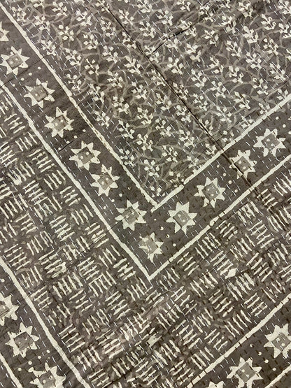 Hand Block Printed Minimalist Cotton Queen Kantha Quilt