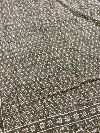 Hand Block Printed Minimalist Cotton Queen Kantha Quilt